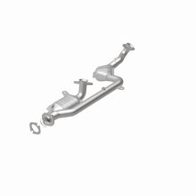 Load image into Gallery viewer, MagnaFlow Direct Fit Catalytic Converter 95-97 Continental 4.6 front - 93233