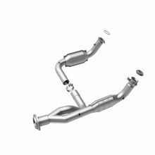 Load image into Gallery viewer, MagnaFlow Direct Fit Catalytic Converter 07-09 Hummer Truck H2 Y-Pipe Assy - 49679