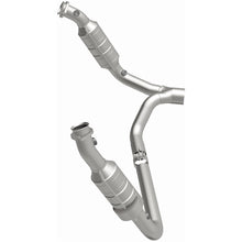Load image into Gallery viewer, MagnaFlow Direct Fit Catalytic Converter 2006 Dodge RAM 1500 Pickup 5.7L Solid Front Axle - 49711