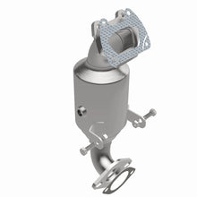 Load image into Gallery viewer, MagnaFlow 14-17 ProMaster 1500 V6 3.6 OEM Manifold Direct Fit Converter - 22-191