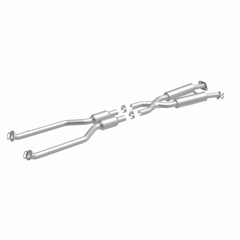 MagnaFlow 15-17 RC350 V6 3.5 OEM Underbody Direct Fit Converter - 21-051