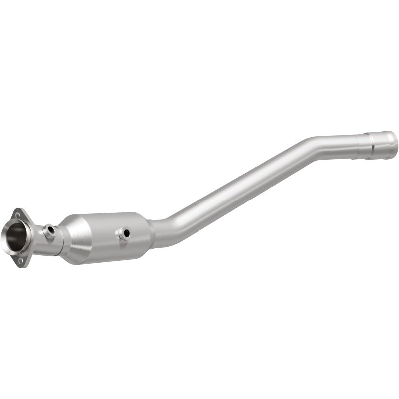 MagnaFlow Direct Fit Catalytic Converter 13-14 Mercedes-Benz GL450 V8 4.6 OEM Underbody - 21-486