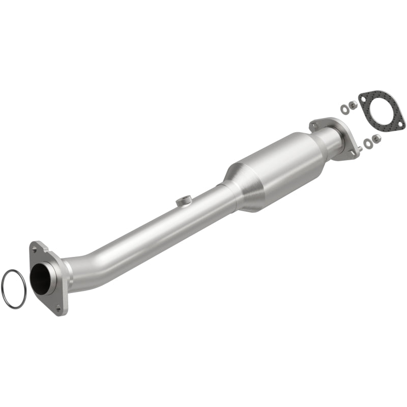 Magnaflow 11-13 QX56 V8 5.6 OEM Underbody Direct Fit Converter - 21-121