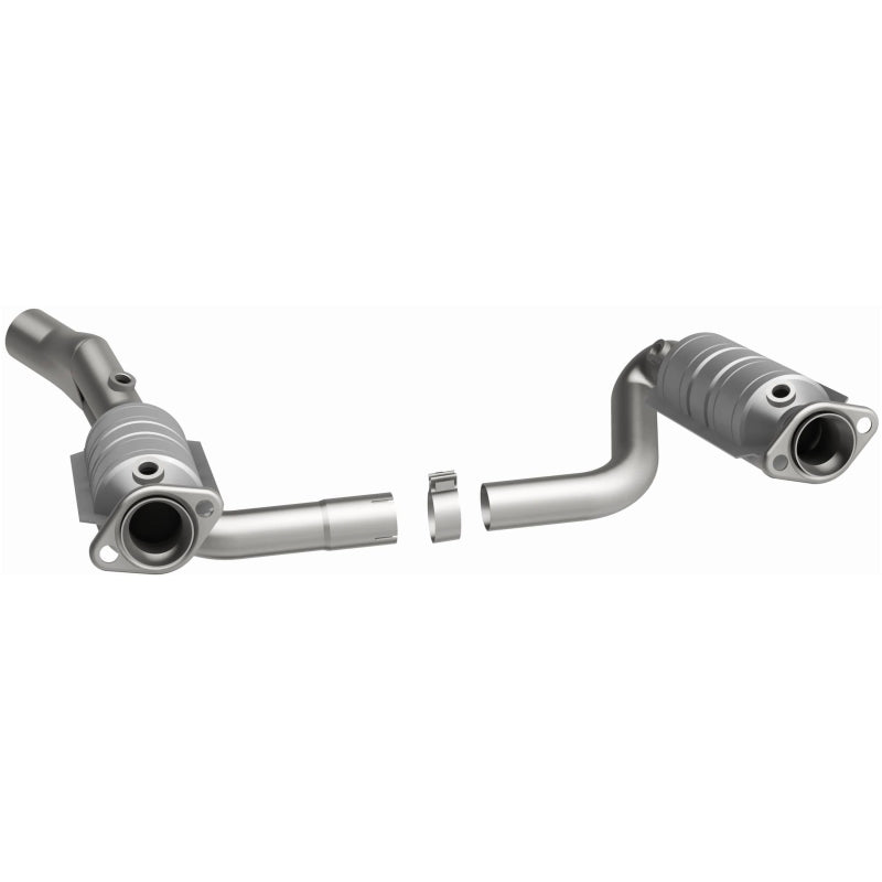 MagnaFlow Direct Fit Catalytic Converter Raider 2006 8 4.7L - 24398