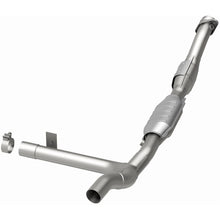 Load image into Gallery viewer, MagnaFlow Direct Fit Catalytic Converter 99 Ford F-150 4.6L - 23082