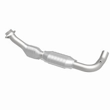 Load image into Gallery viewer, MagnaFlow Direct Fit Catalytic Converter 97-99 E-150/250 D/S 4.6L - 93390