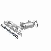 Load image into Gallery viewer, MagnaFlow 08-10 Pontiac G6 2.4L Underbody Direct Fit CARB Compliant Manifold Catalytic Converter - 5531060
