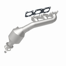 Load image into Gallery viewer, MagnaFlow Direct Fit Catalytic Converter 2009 Kia Borrego 3.8L Passenger Side - 51401