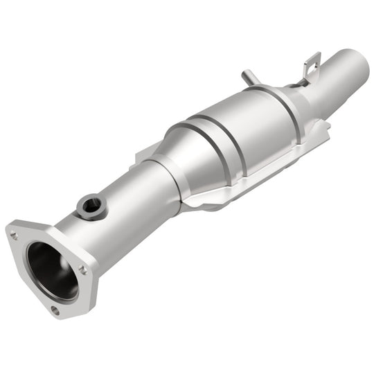 MagnaFlow Direct Fit Catalytic Converter 95 Volkswagen Golf 2.8L - 23713