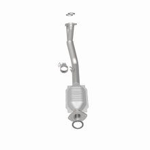 Load image into Gallery viewer, MagnaFlow Direct Fit Catalytic Converter 96-00 Toyota 4 Runner 2.7 - 24286