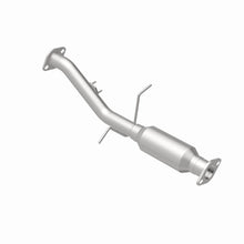 Load image into Gallery viewer, MagnaFlow Direct Fit Catalytic Converter California Grade 95-98 Toyota T100 2.7L - 4481014