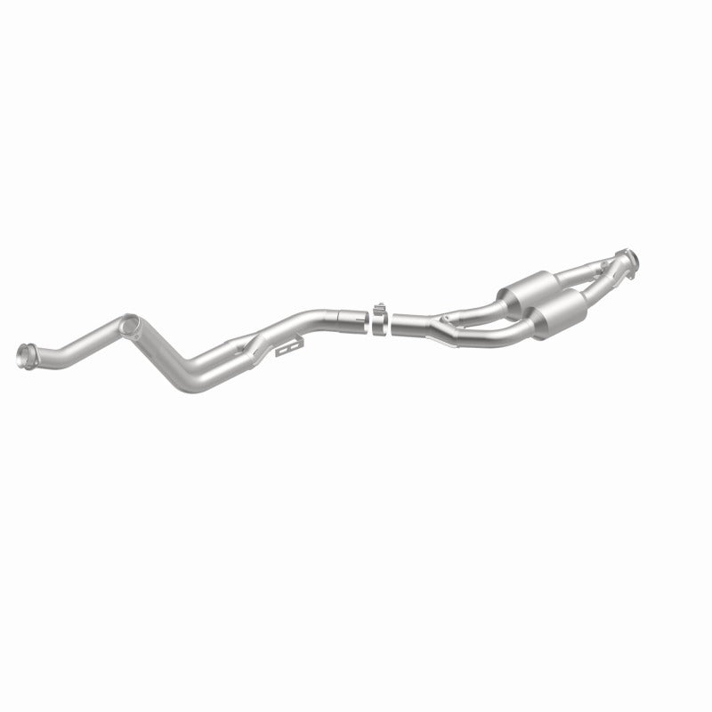 MagnaFlow Direct Fit Catalytic Converter 94-97 Mercedes C280 2.8L - 23580