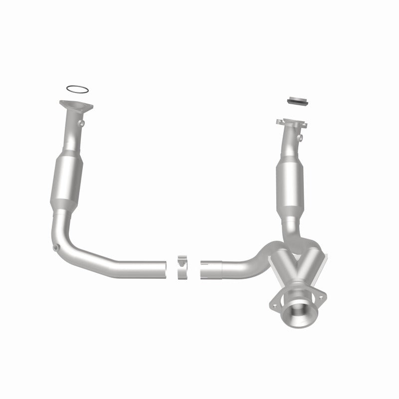 MagnaFlow 09-10 Cadillac Escalade 6.2L Direct Fit Converter - 5551631