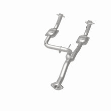 Load image into Gallery viewer, MagnaFlow Direct Fit Catalytic Converter 07 Jeep Liberty 3.7L OEM - 49186