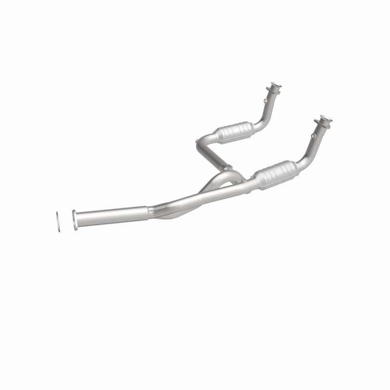 MagnaFlow Direct Fit Catalytic Converter 00 Chevy Express 1500 5.7L - 49063