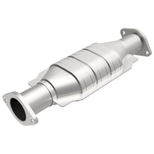 Load image into Gallery viewer, MagnaFlow Conv DF 97-00 Mit Diamante 3.5L 49S - 93249