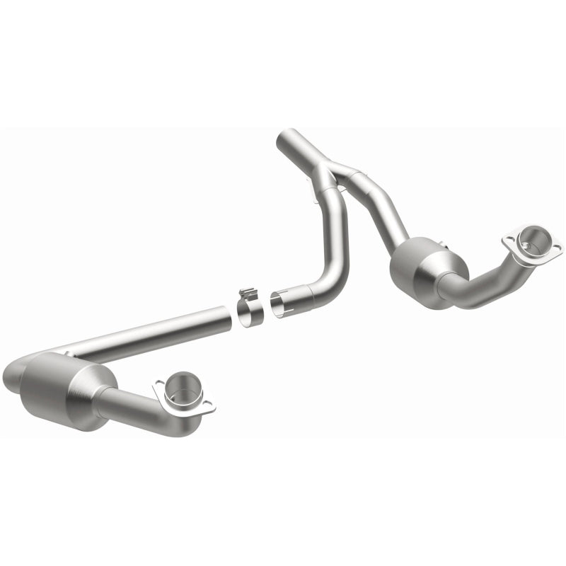 MagnaFlow 10-11 Jeep Wrangler 3.8L Direct Fit CARB Compliant Catalytic Converter - 5551458
