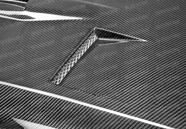 Seibon 09-12 Nissan GTR R35 GTII-Style Carbon Fiber Hood - HD0910NSGTR-GTII