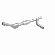 Load image into Gallery viewer, MagnaFlow Direct Fit Catalytic Converter 00-04 Ford E150 4.6L Passenger Side - 51692