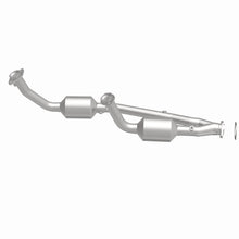 Load image into Gallery viewer, MagnaFlow Direct Fit Catalytic Converter California Grade 1995 Ford Windstar - 3391353