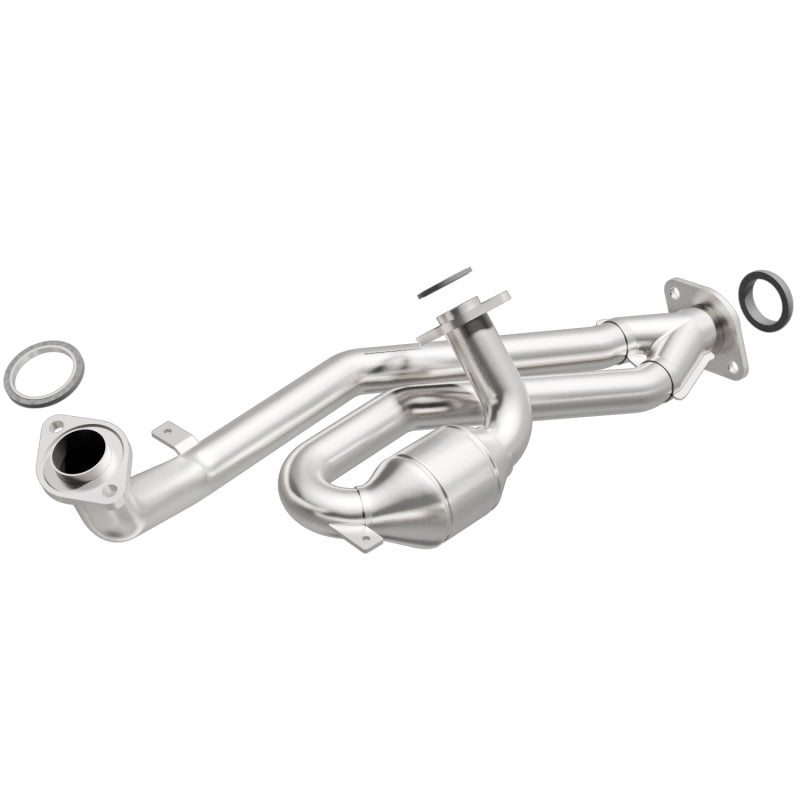 MagnaFlow Direct Fit Catalytic Converter 01-03 Toyota Sienna 3.0L fr - 49986