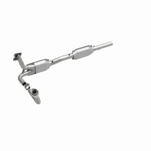 Load image into Gallery viewer, MagnaFlow Direct Fit Catalytic Converter 96 Bronco F150/F250 5.0L - 447251
