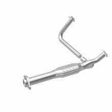 Load image into Gallery viewer, MagnaFlow Direct Fit Catalytic Converter 1995 Chevrolet G10/G20/G30 4.3L/5.0L/5.7L - 3391482