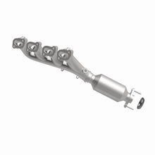 Load image into Gallery viewer, MagnaFlow 04-06 Cadillac SRX 4.6L Direct Fit Converter - 4551071
