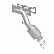 Load image into Gallery viewer, MagnaFlow Direct Fit Catalytic Converter 10-12 Hyundai Genesis 3.8L - 51712