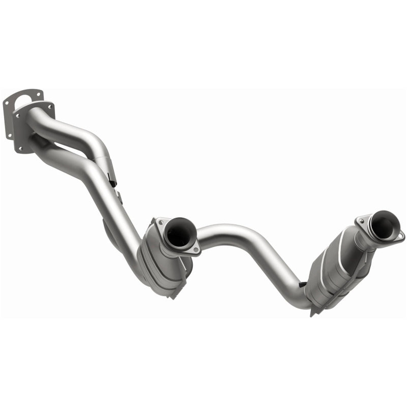 MagnaFlow Direct Fit Catalytic Converter 05-07 Ford F250/F350 5.4L - 49911