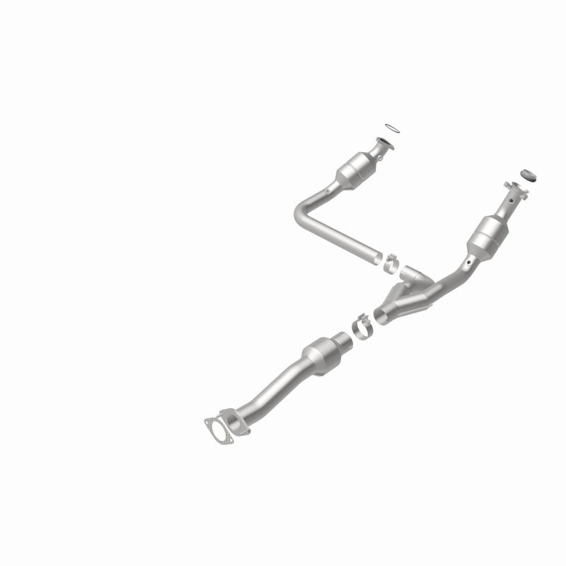 MagnaFlow Direct Fit Catalytic Converter 2011-2014 Express 1500 4.3L Underbody - 52134