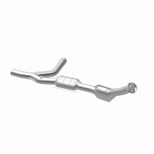 Load image into Gallery viewer, MagnaFlow Direct Fit Catalytic Converter 97-98 E150/E250 4.2L PS - 93322