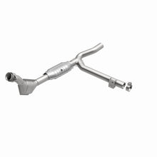 Load image into Gallery viewer, MagnaFlow Direct Fit Catalytic Converter 99-00 F-150 4.2L V6 2WD P/ - 93393