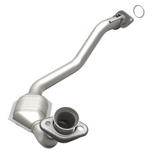 Load image into Gallery viewer, MagnaFlow Direct Fit Catalytic Converter 96-98 Explorer-Mountaineer - 23311