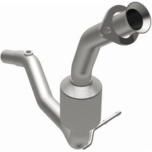Load image into Gallery viewer, MagnaFlow Direct Fit Catalytic Converter 96-97 Chrysler Concorde 3.5L - 444318