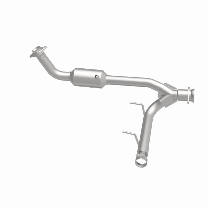MagnaFlow 2005 Lincoln Navigator 5.4L Direct Fit Converter - 4451165