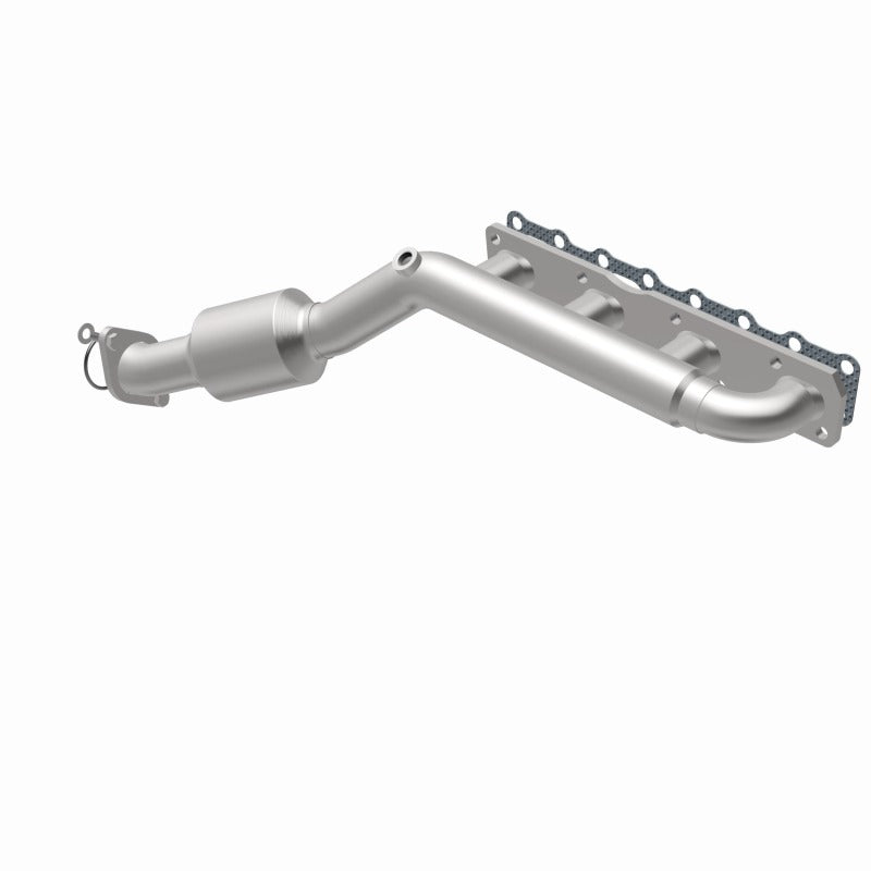 MagnaFlow 2004 Nissan Titan 5.6L Direct Fit Converter - 4583381