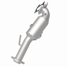 Load image into Gallery viewer, MagnaFlow Direct Fit Catalytic Converter California Grade 12-15 Jeep Wrangler V6 3.6L - 5551030