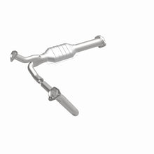 Load image into Gallery viewer, MagnaFlow Direct Fit Catalytic Converter 1995 Chevrolet G10/G20/G30 4.3L/5.0L/5.7L - 3391482
