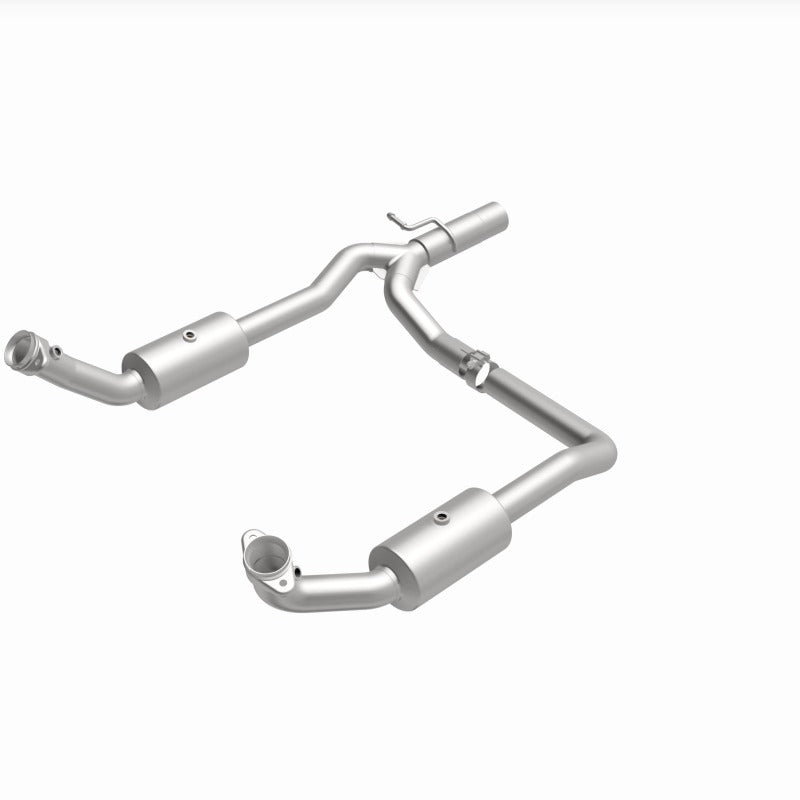 MagnaFlow 09-13 Ford E-350 Super Duty V10 6.8 OEM Underbody Direct Fit Catalytic Converter - 21-599