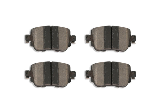 DBA 15-21 Volkswagen Golf S/SE/SEL Rear Street Series Brake Pads - DB15009SS
