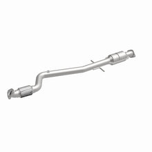Load image into Gallery viewer, MagnaFlow Direct Fit Catalytic Converter 2012-2014 CRUZE 1.4L Underbody - 52109