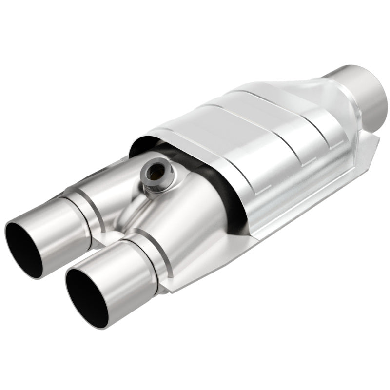 MagnaFlow Universal Catalytic Converter 2/3 D/S Single O2 Boss - 94047