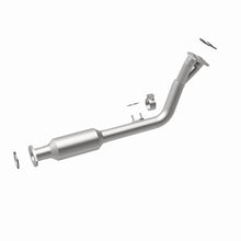 Load image into Gallery viewer, MagnaFlow Direct Fit Catalytic Converter California Grade 96-98 Toyota 4Runner 2.7L - 4481912