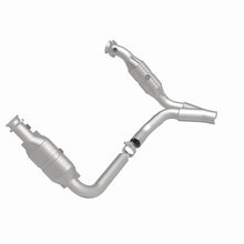 Load image into Gallery viewer, MagnaFlow 11-17 Ram 1500 5.7L Direct Fit Converter - 5551664