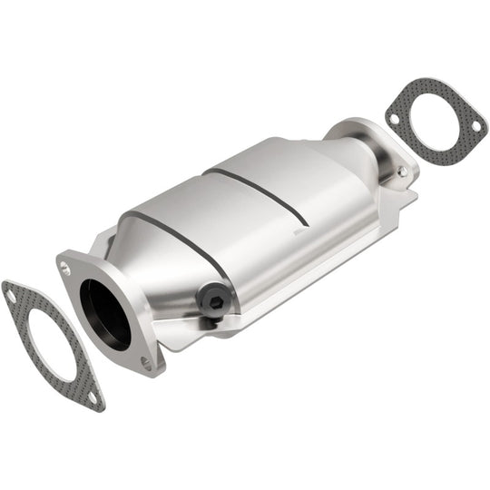 MagnaFlow Direct Fit Catalytic Converter 97-99 Nissan Maxima Rear - 23704