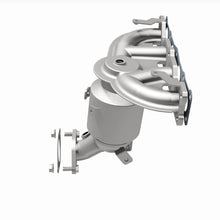 Load image into Gallery viewer, MagnaFlow 13-17 Hyundai Santa Fe Sport 2.4L Direct Fit Catalytic Converter - 5531775