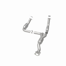 Load image into Gallery viewer, MagnaFlow Direct Fit Catalytic Converter 2011-2012 EXPRESS 2500 6.0L 6.0L Underbody - 52113