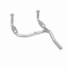 Load image into Gallery viewer, MagnaFlow Direct Fit Catalytic Converter 2009-2012 Dodge Nitro 3.7L Underbody - 52148