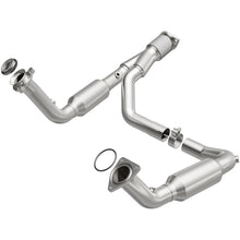 Load image into Gallery viewer, MagnaFlow Conv Direct Fit 07-09 Chevy Trailblazer SS 6.0L V8 - 5451650